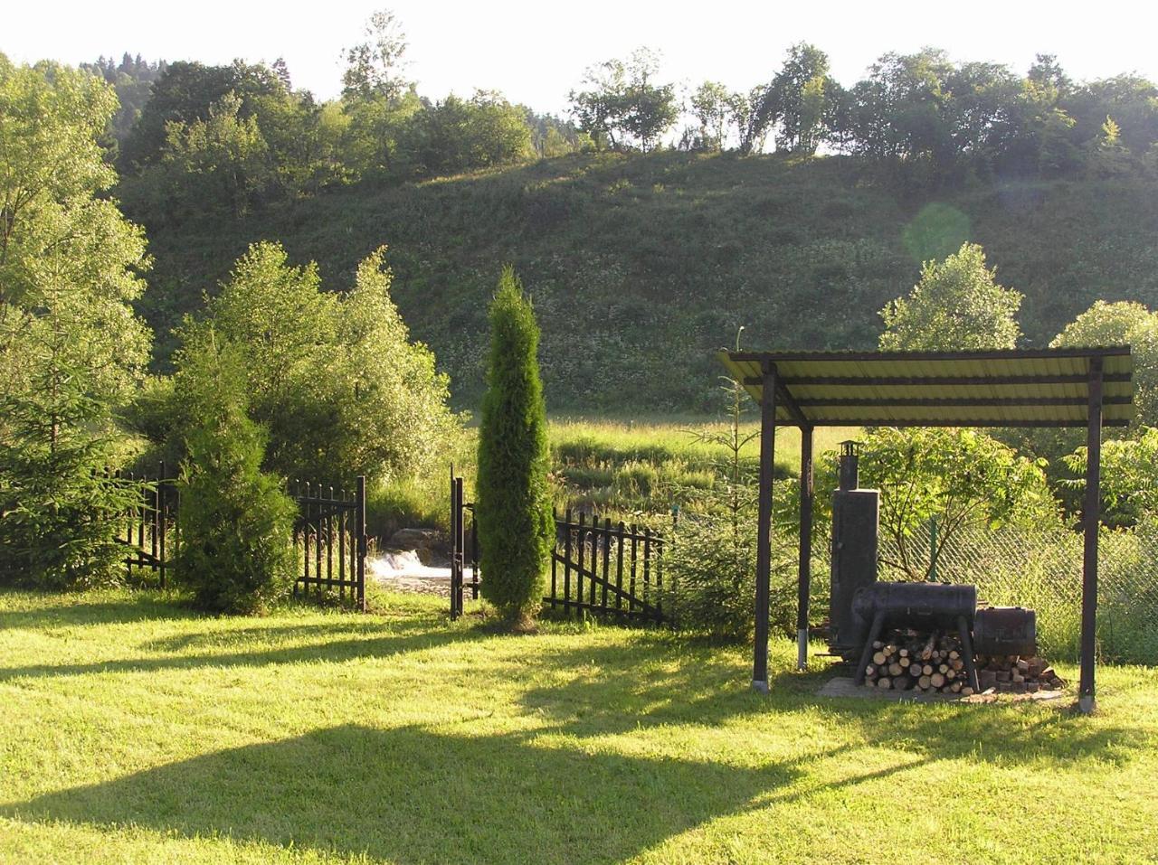 Domki Nad Stebnikiem Ustrzyki Dolne Bagian luar foto